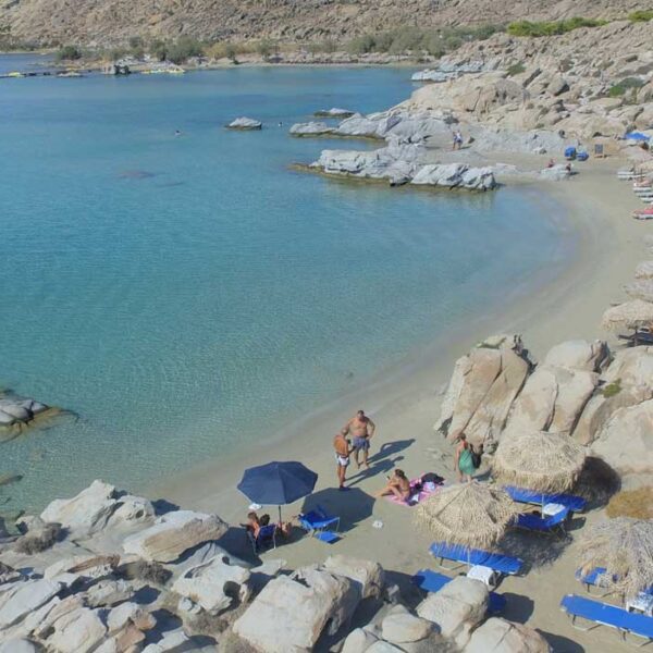 Plage Kolybithres à Paros