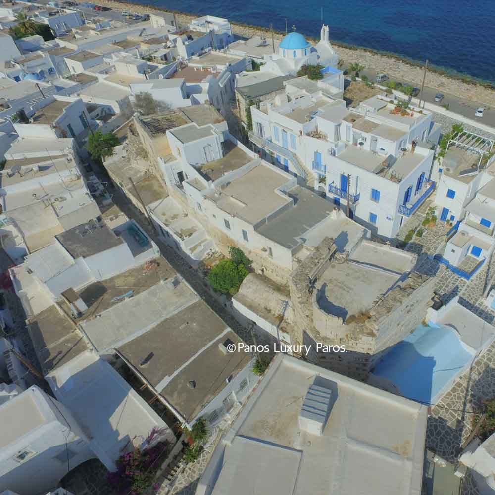 Il Castello Franco a Paros