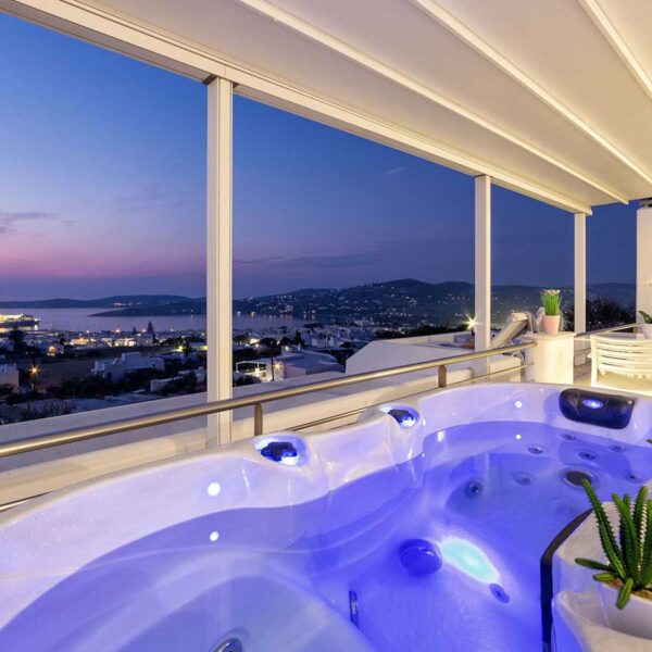 Thumbnail for Ottima valutazione per la suite Panos Luxury Suite di Google e booking.com per il 2021.