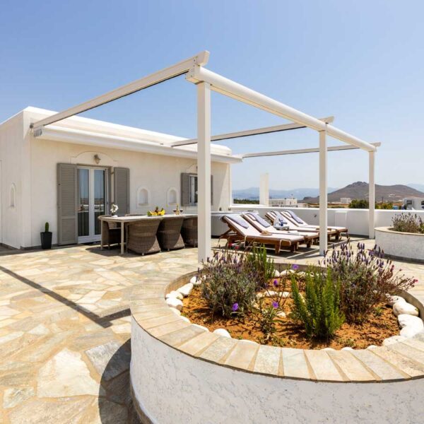 Thumbnail for Eccellente valutazione per la villa Panos Villa Asteras da Google e Booking.com per il 2023.