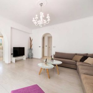 Equipment & Services - Panos Villa Sunset View Paros